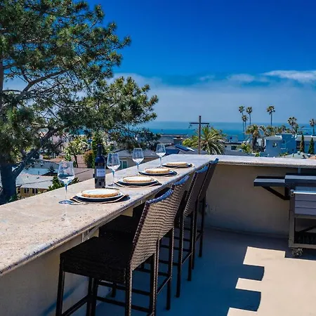 Surfside Charmer One Block To Beach